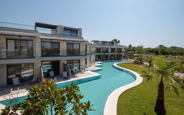 Portes Lithos Luxury Resort