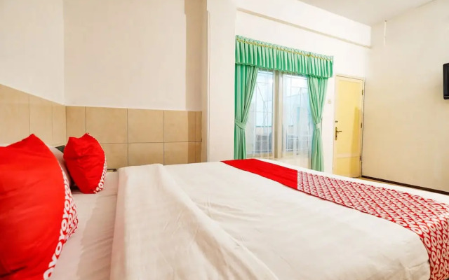 OYO 2855 Sartika Hotel Pati