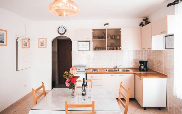 Nice Home in Vodice With Wifi and 3 Bedrooms