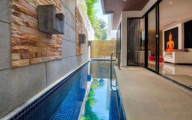 Nai Harn Lake Villa by Holiplanet