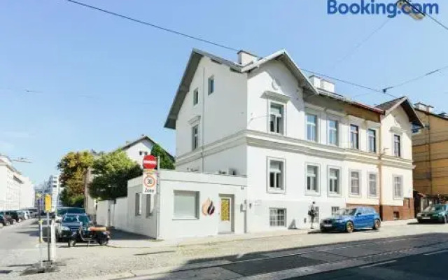 The newPAST Apartment