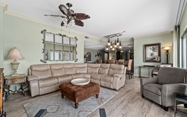 Rooftop Views of The Gulf! 1800 Square Foot Private Rooftop Terrace!