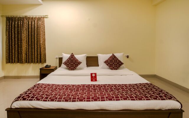 Hotel Vajra Vihar by OYO Rooms