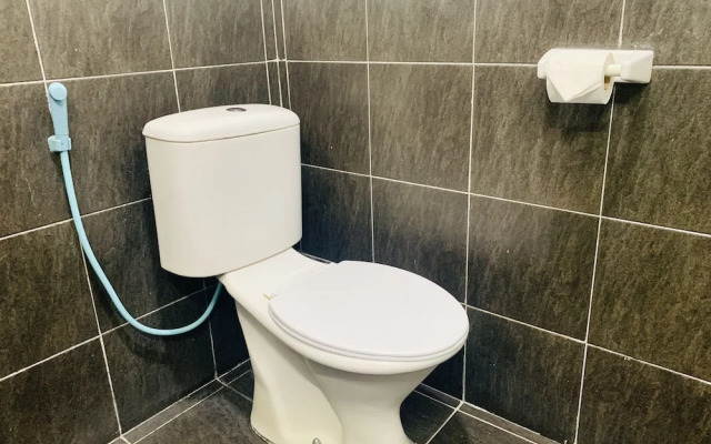 OYO 90036 Eagle Wood Garden