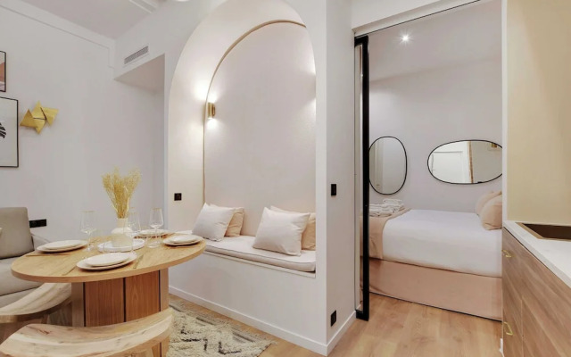 Charming Apartment - 1br/4p - AC - Marais