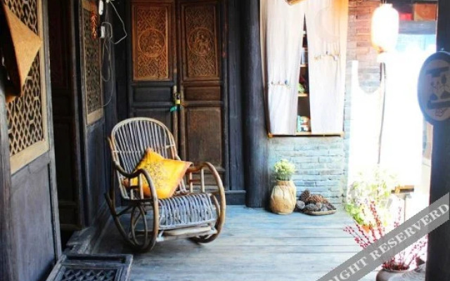 Lijiang Tiger House Inn