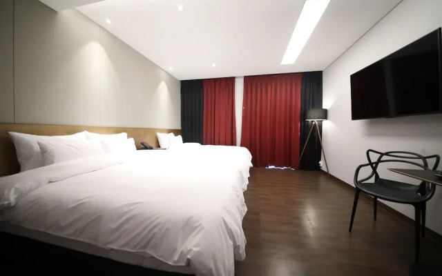 Zam 101 Hotel