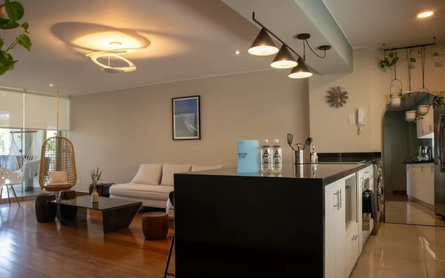 w Atonishing 1BR With Terrace in Barranco