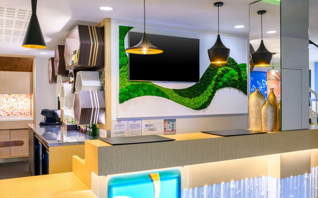 Kyriad Prestige Amiens Poulainville Hotel and SPA