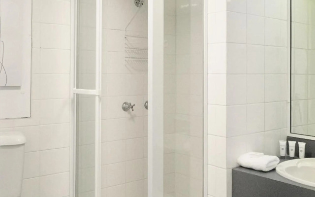 River Plaza Apartments