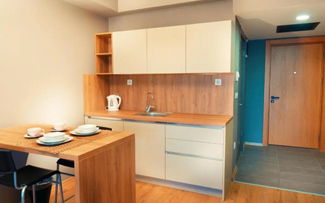 Luxury Residence in 5 star Hotel for Professionals