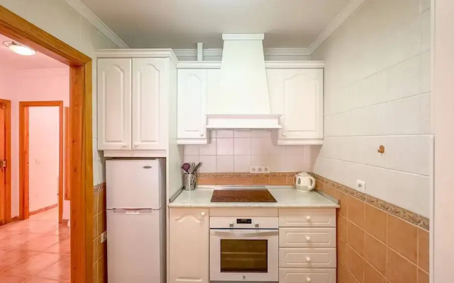 Cd-1941 Two Bedroom Apartment With Patio