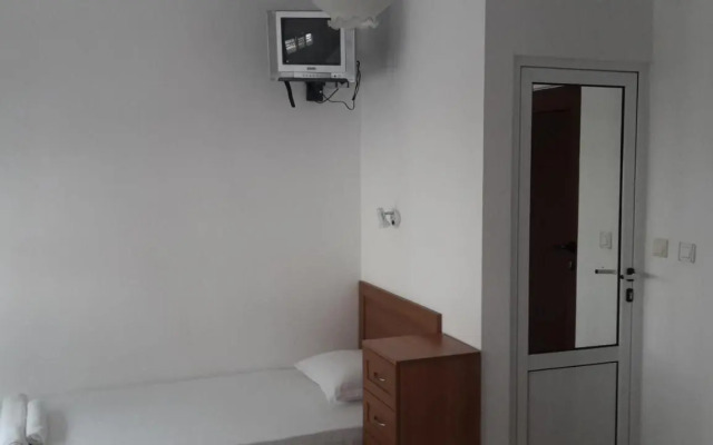 Guest House Kera