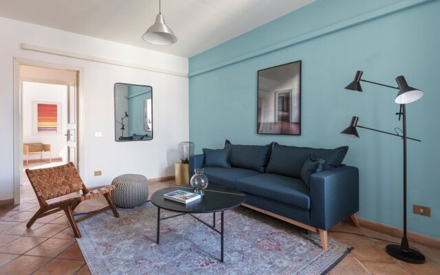 On Via Delle Quattro Fontane Apt 6
