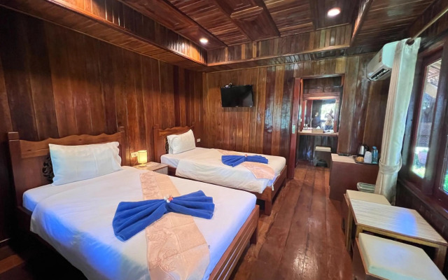 Diamond Beach Resort