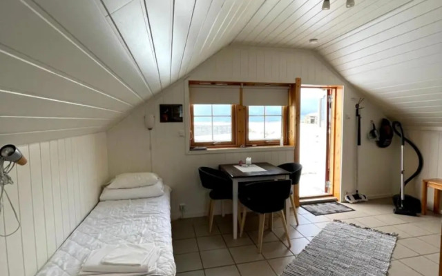 Midnattsol Rom Og Hytter