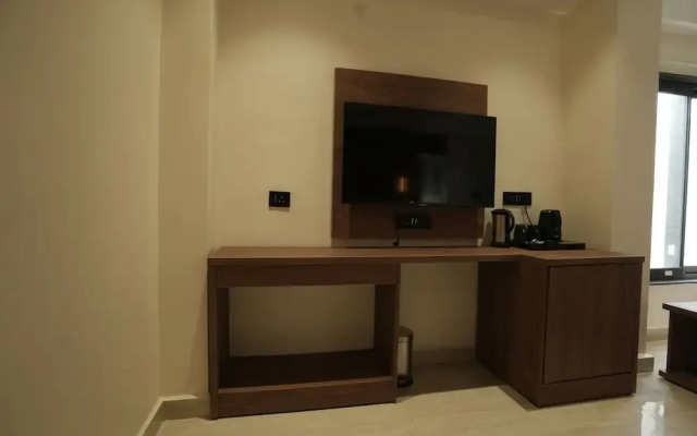 Hotel SS4 Crystals