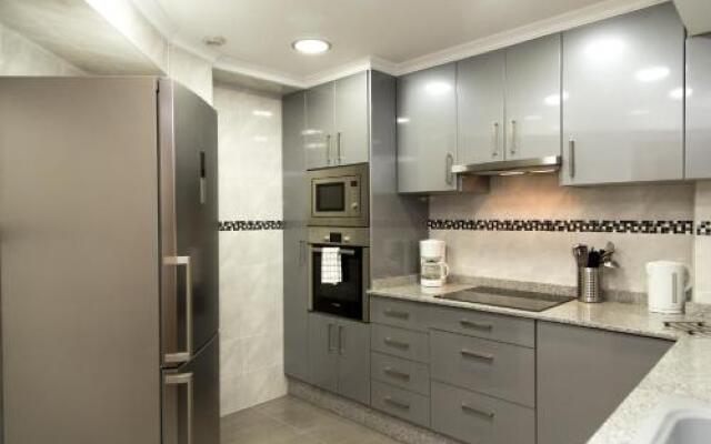 MD Vila Barbera Apartment Center
