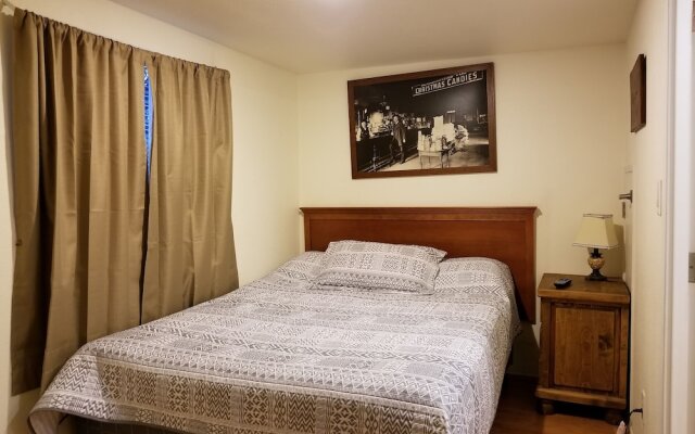 Mendelbaum Winery Guest Cabins