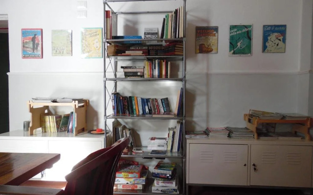 Agorà Hostel