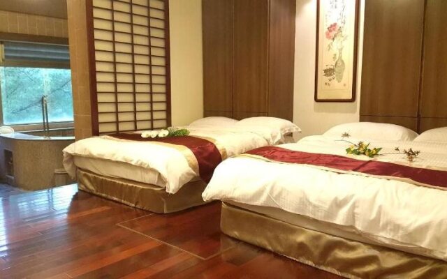 Utopia Holiday Hotel