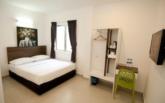 Hotel Cheqinn