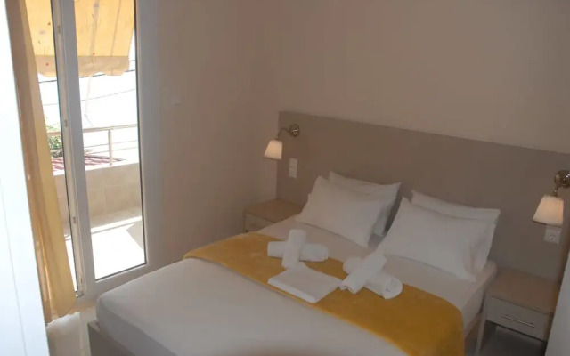 Eleni Kandilari Rooms