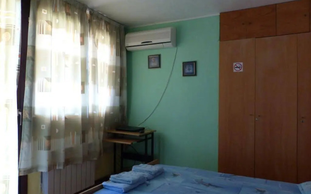 Guest House Delphini