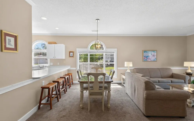 Magnolia Place 4687-102