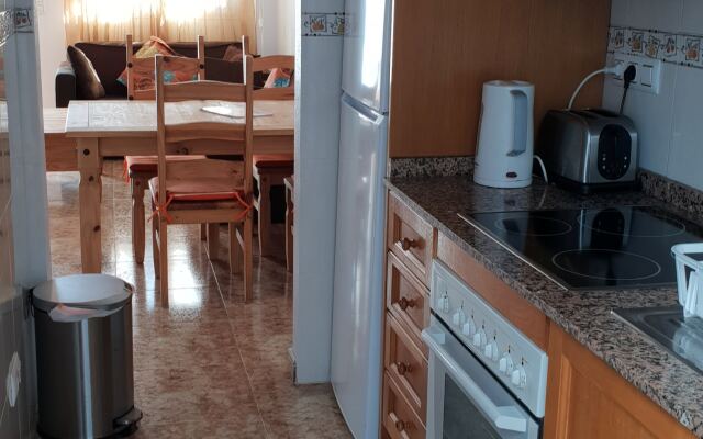 La Cinuelica R14, 1st flr apmt comm pool L126