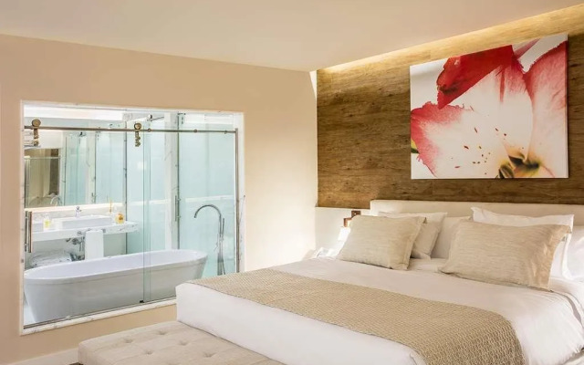 Best Western Premier Americas Fashion