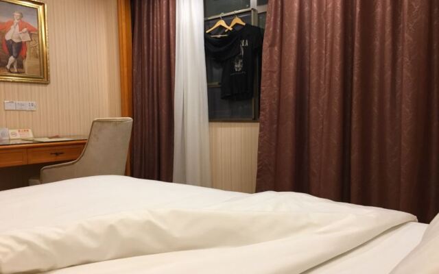 Vienna Hotel Shenzhen Bulong Road