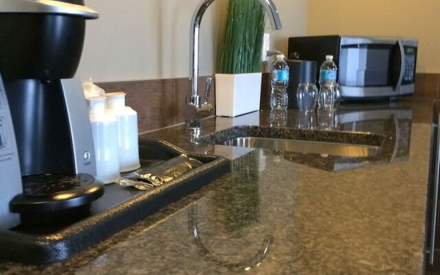 Ramada by Wyndham Cornwall