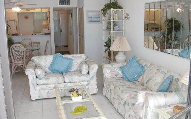 Anna Marie Island Apartments