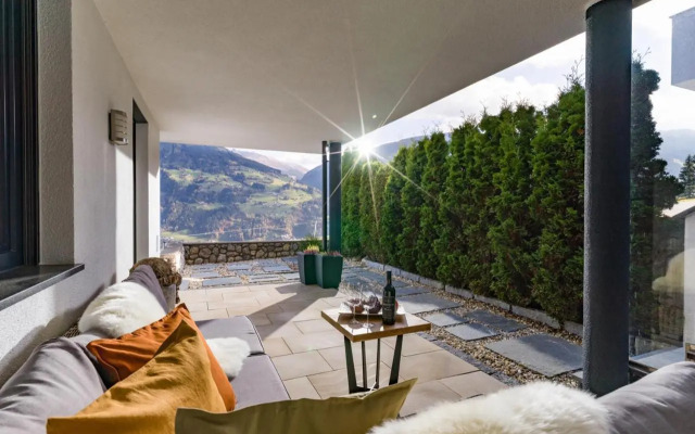 Van's Place, Luxury Apartment