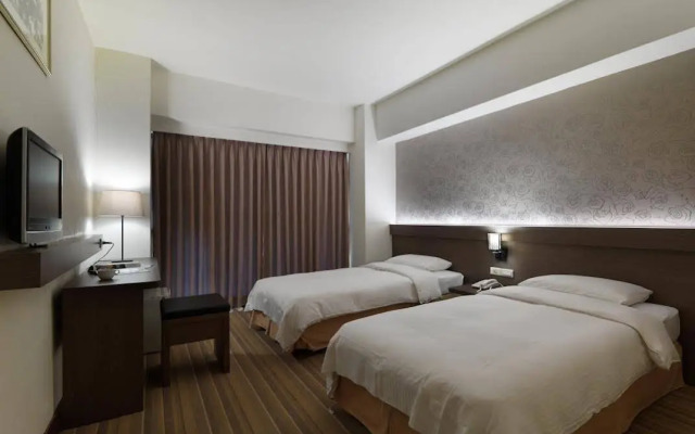 New World Hotel
