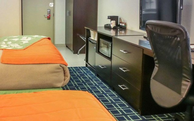 Econo Lodge Winnipeg South