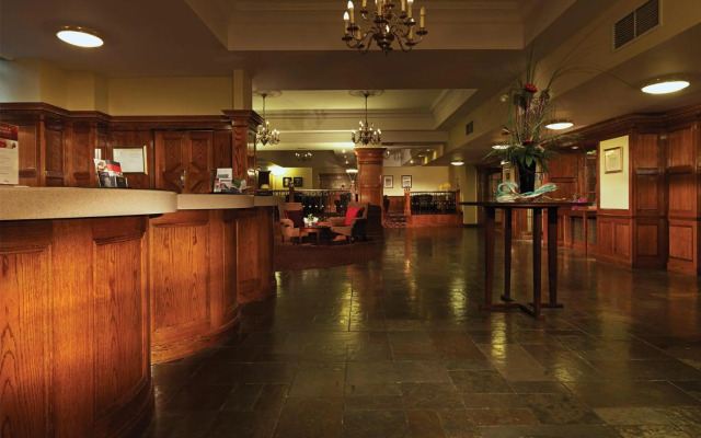 Macdonald Burlington Hotel