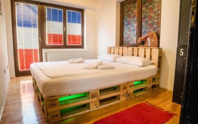 Eco Hostel Republik