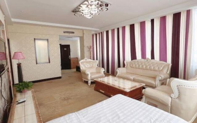 Helios Hotel