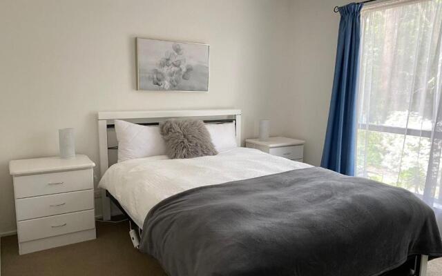 Kyeema - Free Wifi & Netflix - PET Friendly