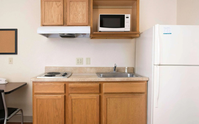 Extended Stay America Select Suites - Oklahoma City - Southeast