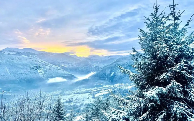 Apartment in Doucy Near Ski Slopes