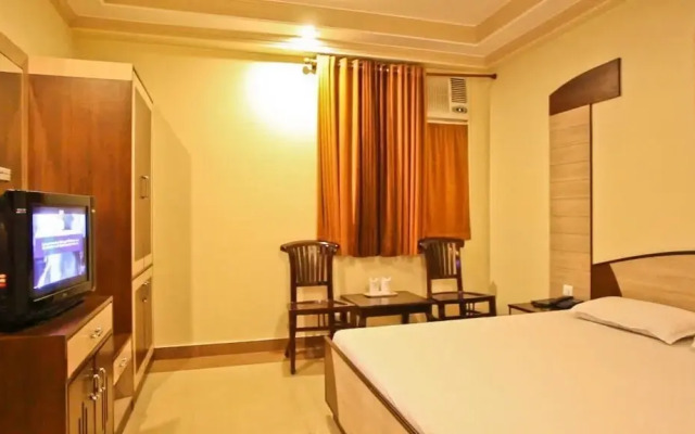 Hotel Taran by OYO
