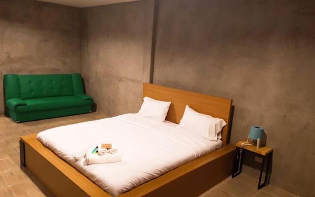 The Day Home Hotel