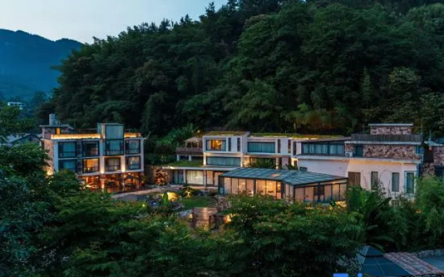 Yanyujian Hostel