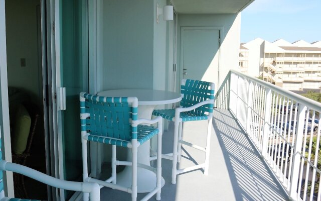 Tristan Towers by Surfside VR