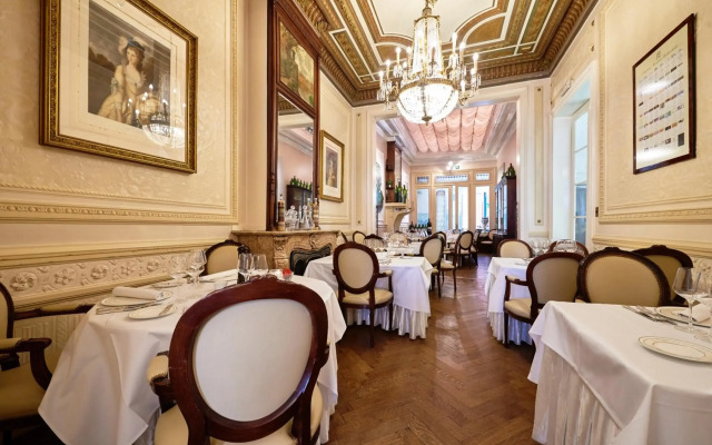 Hotel Colvenier