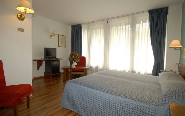 Hotel Baita Clementi