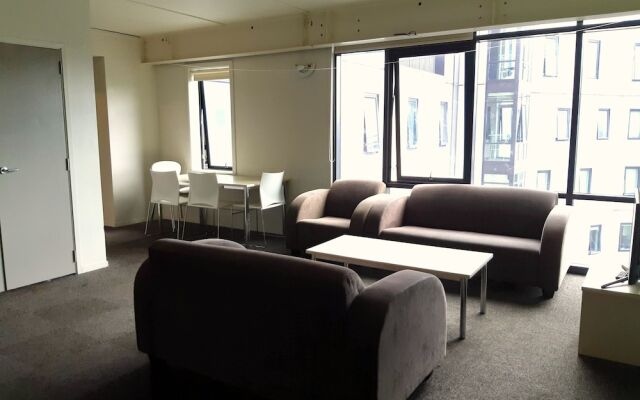 Campus Summer Stays - Wellesley Apartment